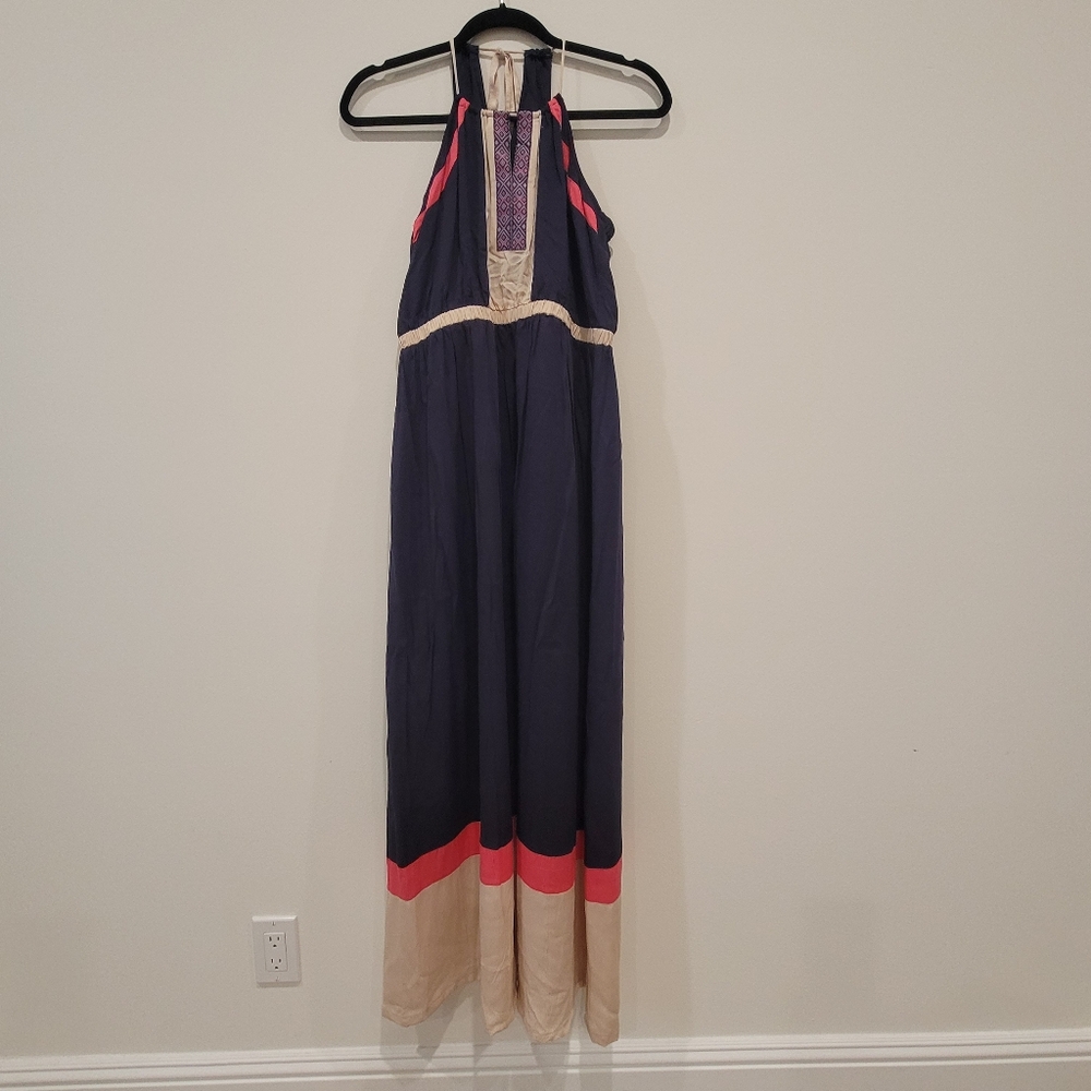 Chic Navy and Coral Maxi Dress - Picture 1 of 4